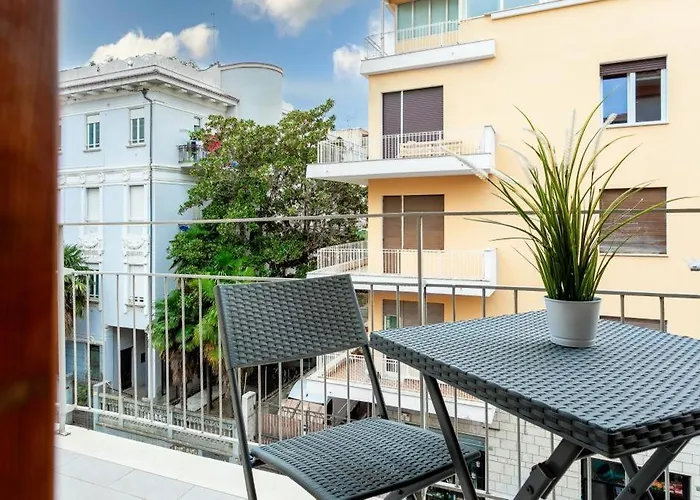 Buscine Centro - Palma Gratuita In Lido Attrezzato Daire *