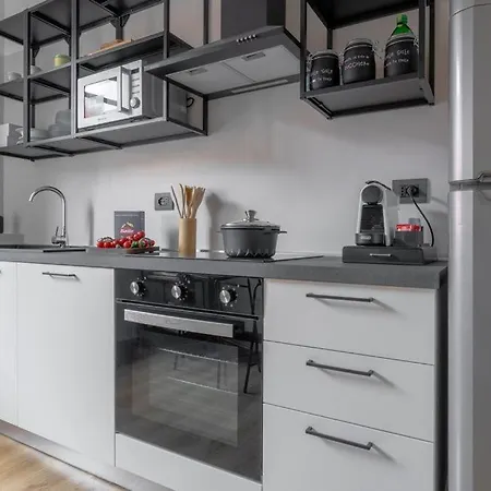 Buscine Centro - Palma Gratuita In Lido Attrezzato *